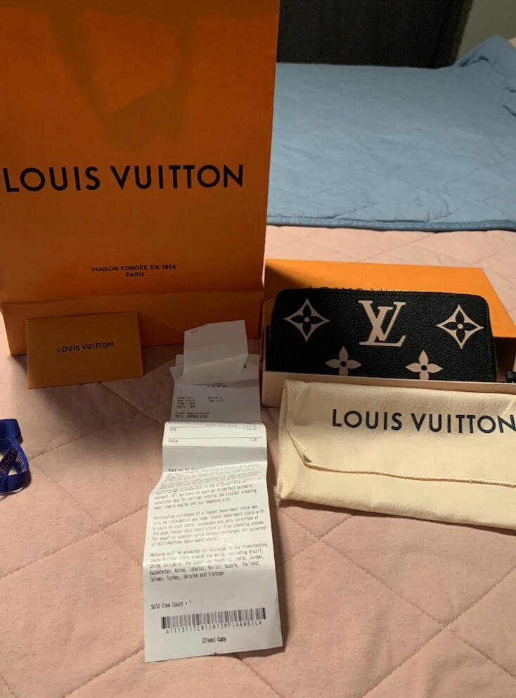 Louis Vuitton Zippy Wallet